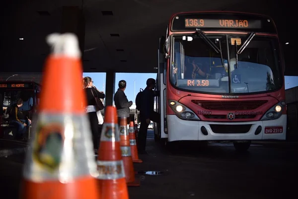 Confira as linhas de ônibus alteradas com a interdição da Rodoviária