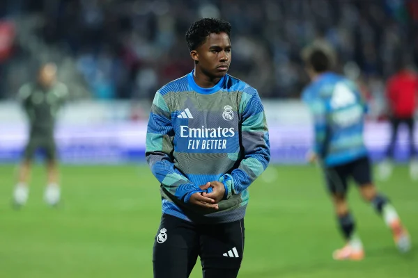 Foto colorida de Endrick, do Real Madrid - Metrópoles
