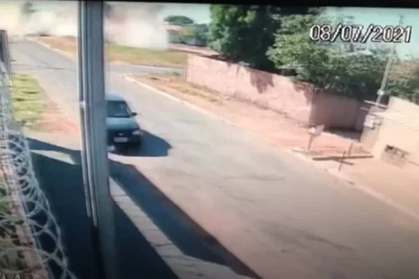 desabamento caixa d'água em goias