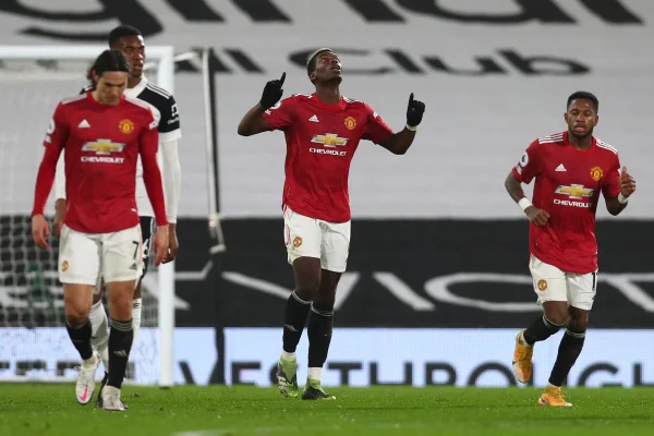 De virada, Manchester United bate Fulham e retoma liderança do Inglês