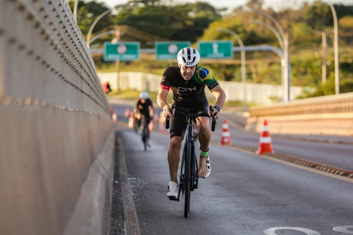 Metrópoles Endurance: saiba o gasto calórico de uma prova de triatlo - imagem 2 Metrópoles Endurance: saiba o gasto calórico de uma prova de triatlo - imagem 2
