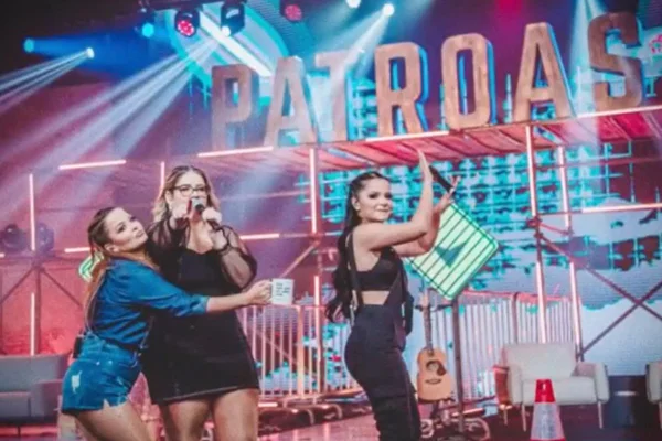Maiara e Maraisa postam bastidores de As Patroas com Marília Mendonça