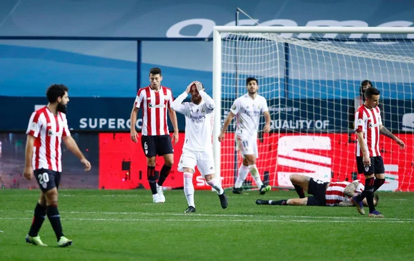 Athletic Bilbao elimina Real Madrid e decide Supercopa com o Barcelona