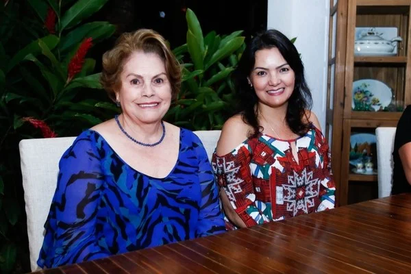 Lola Lin e Danielle Lin Lola Lin e Danielle Lin