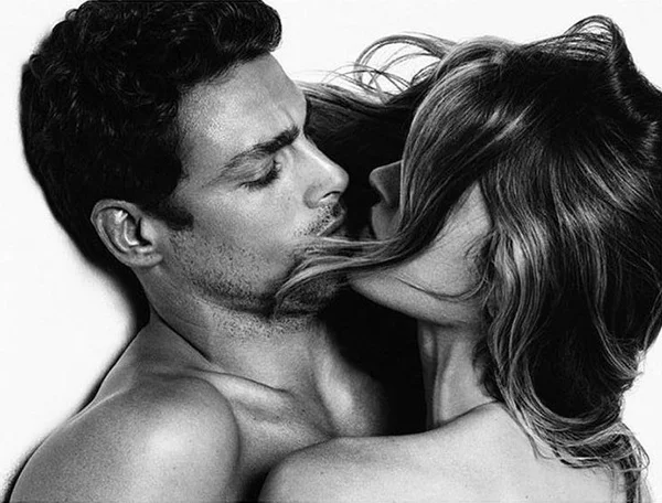 Gisele Bündchen e Cauã Reymond posam juntos para campanha da Givenchy