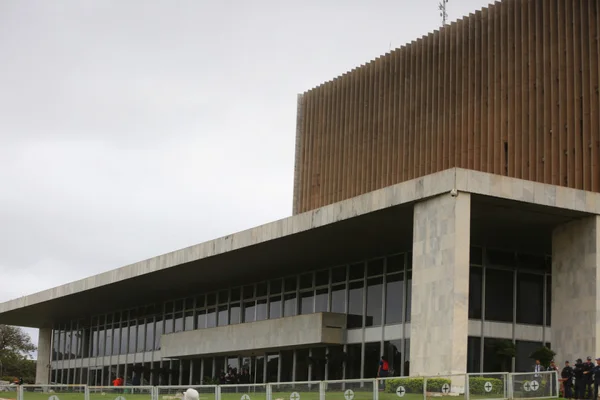 GDF desiste de vender parte de sua dívida ativa este ano