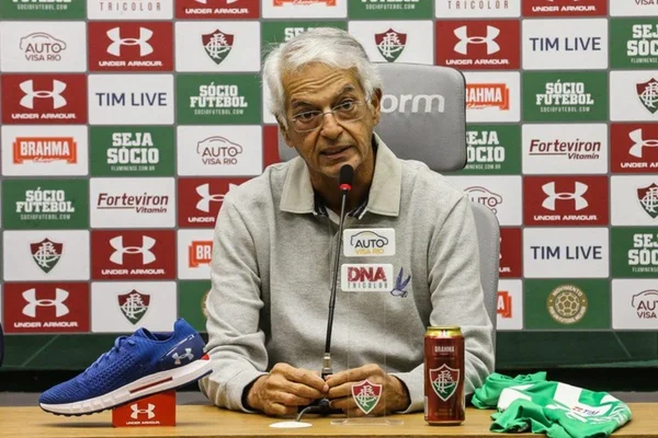 Vice do Flu critica Diniz e aquece clima para jogo com São Paulo