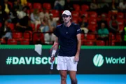 Gustavo Heide entrou em quadra diante de Wawrinka na Copa Davis Gustavo Heide entrou em quadra diante de Wawrinka na Copa Davis
