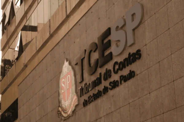 tribunal de contas fiscalização escolas