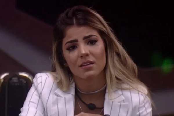 BBB19: Hariany é expulsa por decisão da Globo após empurrar Paula