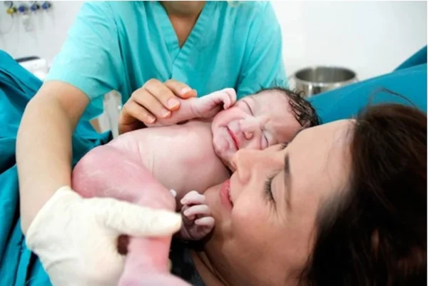 Doula: saiba o que faz a profissional que dá apoio total às gestantes