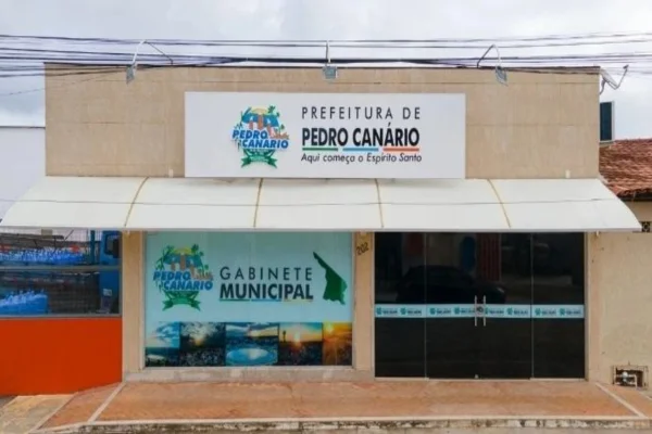 PF prende políticos e afasta servidores de prefeitura por corrupção