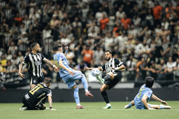 Os clubes se enfrentaram pela semifinal da Copa Sul-Americana