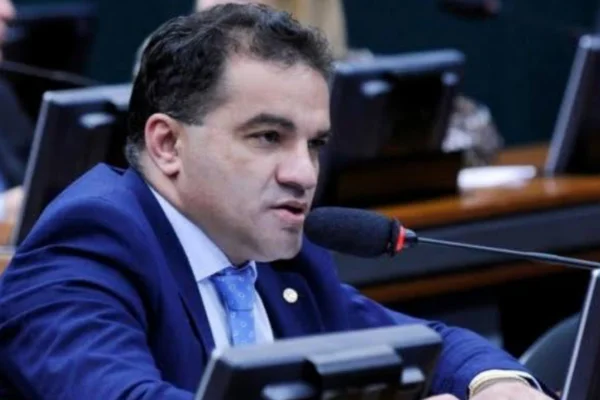 PF mira deputado Josimar Maranhãozinho em operação contra corrupção