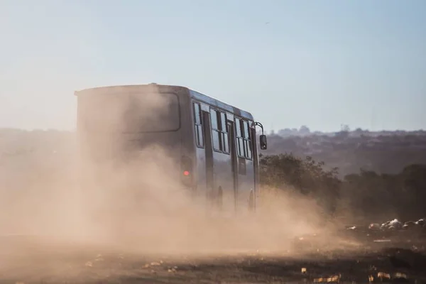 Isto é DF: há 30 anos, comunidade rural implora asfalto ao governo