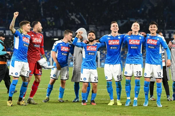 Copa da Itália: Napoli bate Lazio e avança às semifinais