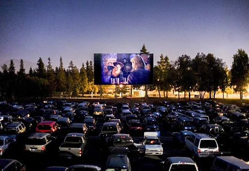 Cine Drive-in nas Cidades