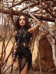 Figurino de Anitta