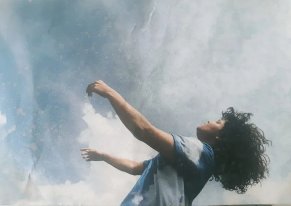 Performance urbana mostra o quanto a Brasília monumental é opressora