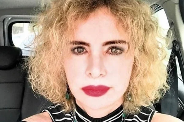 Isis de Oliveira