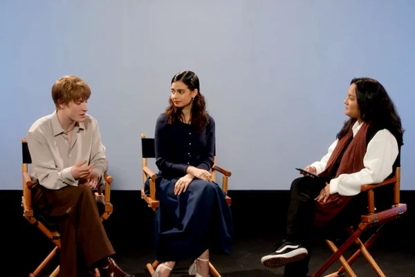 Entrevista All The Light We Cannot See - Toda Luz Que Não Conseguimos Ver