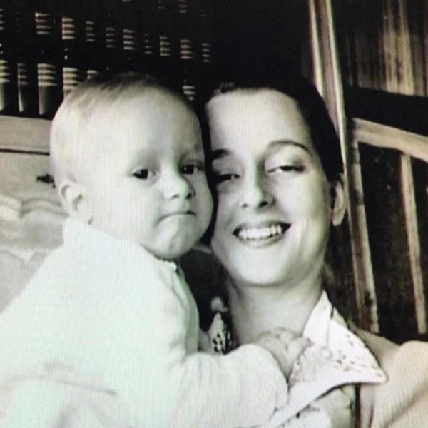 Mãe de Ana Botafogo morre aos 95 anos - destaque galeria