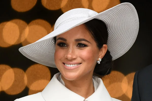 Meghan tem gesto tocante às vésperas do Dia das Mães: “Calorosa”