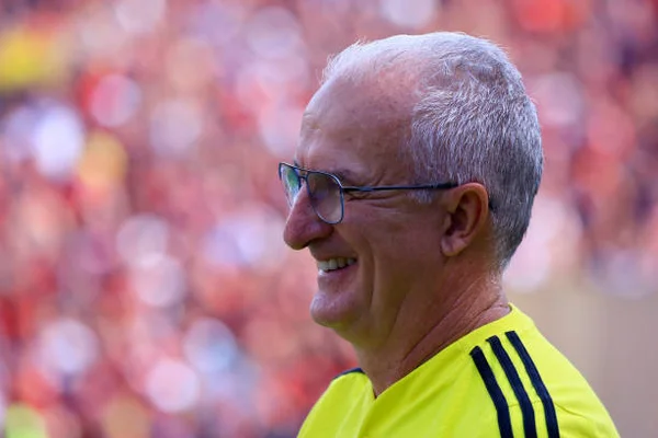 Para tirar qualquer time do buraco, o remédio certo é Dorival