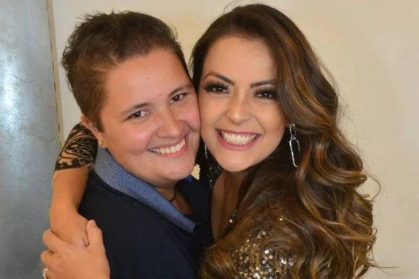Power Couple: amiga de Li Martins passa mal após ataques à cantora