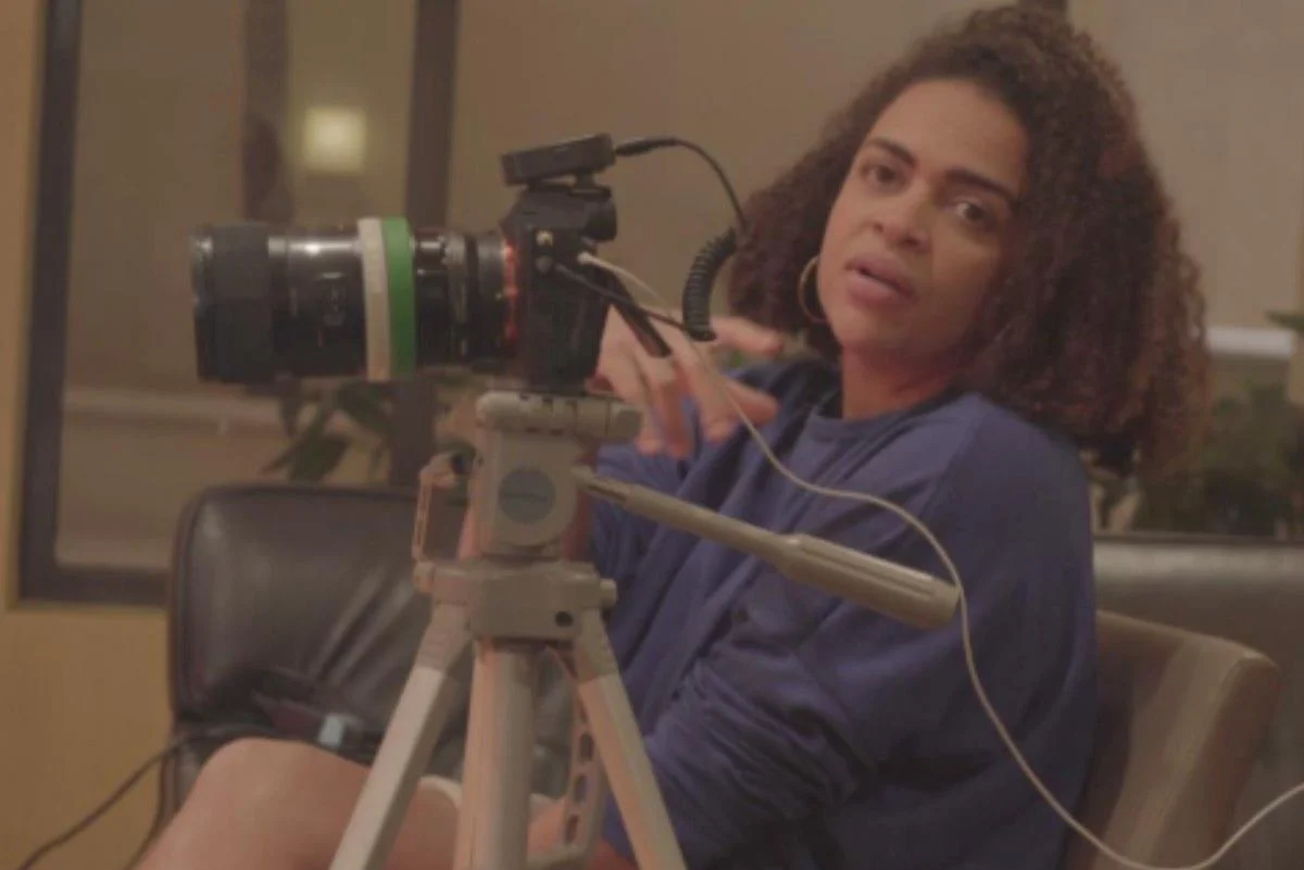 Quem é a cineasta brasileira desaparecida após ser detida nos EUA 1 Cineasta 4