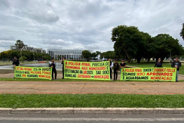 Seape prevê nomear 150 policiais penais; aprovados protestam por mais contratação
