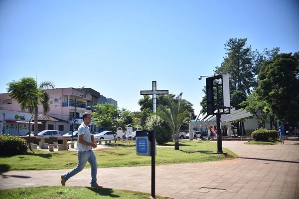 Após chacina, Paracatu é uma cidade dividida entre a dor e a revolta