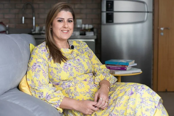 Influencer Rebeca Noag aguarda a chegada da pequena Isabella
