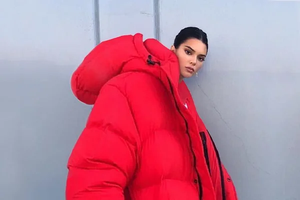 Perfil no Instagram cria memes divertidos com a tendência oversized