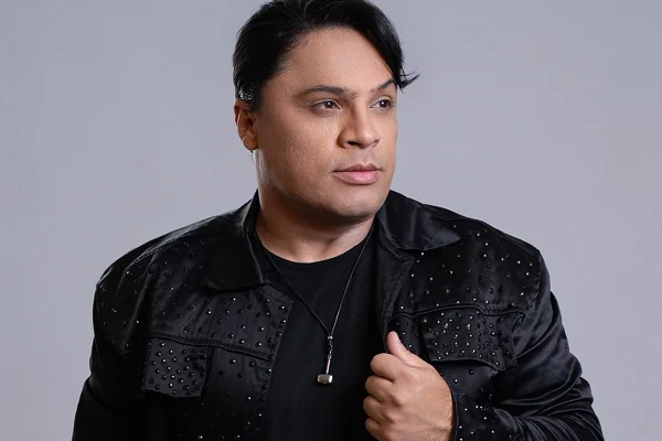 Quem era Neto Araújo, ex-Cavaleiros do Forró que morreu aos 42 anos - Metrópoles