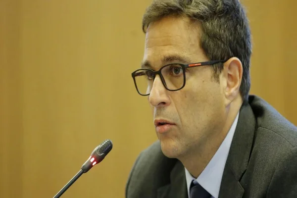 Campos Neto: “Temos um problema estrutural em cortar despesas”