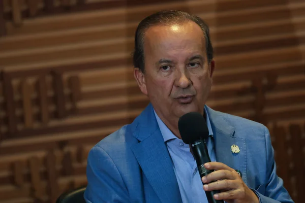 Reunião para discutir estratégias para combate ao crime organizado no país. Governador Claudio Castro se reuniu com governador Jorginho Melo Metrópoles