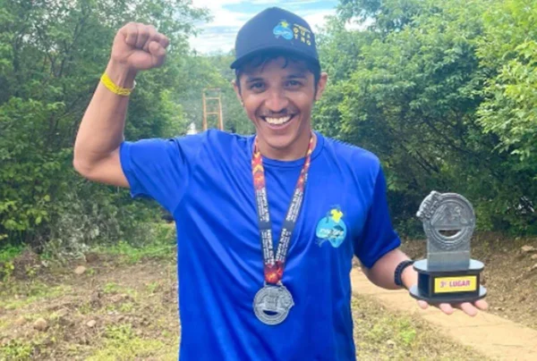 Paulo "Palomi" com o troféu da 3ª colocação