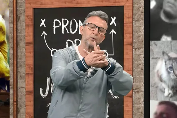 Neto diz que teve aliança de casamento roubada