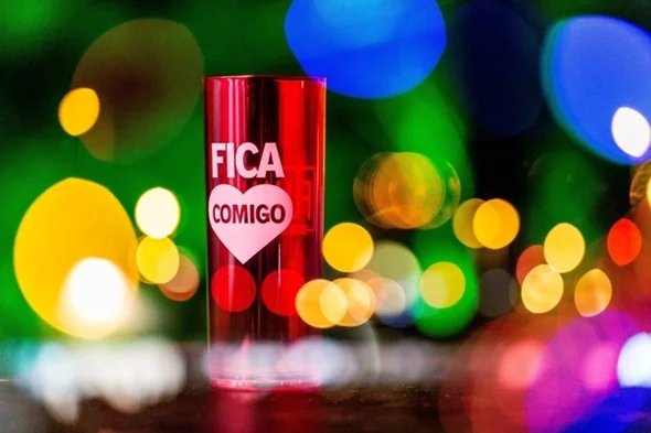 Inspirada no Dia dos Namorados Festa Fica Comigo anima público - imagem 3 Inspirada no Dia dos Namorados Festa Fica Comigo anima público - imagem 3