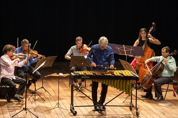 Ney Rosauro e Quinteto Capital fazem show na Casa Thomas Jefferson
