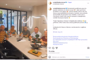Pelas redes sociais, Balbino (segundo da esq.) aparece em reuniões da empresa