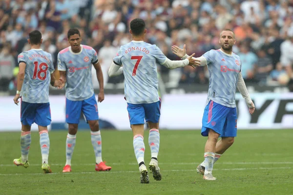 Lateral do United destaca importância de CR7 e revela segredo do craque