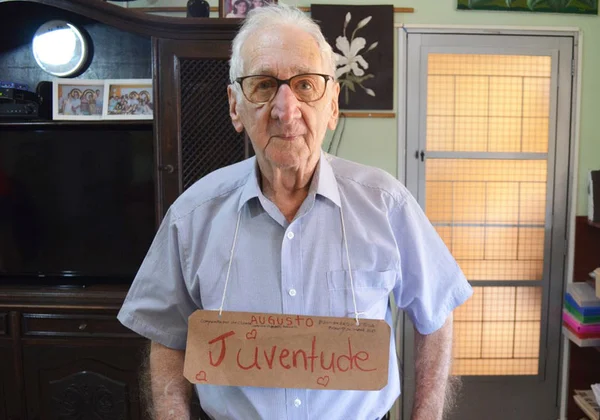 Idoso entra para a universidade aos 90 anos: “Estava acomodado”