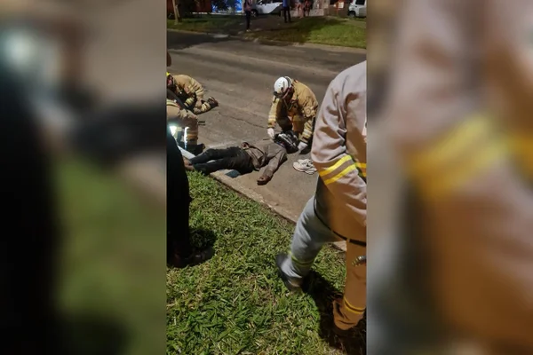 Imagem colorida de um acidente ocorrido em Ceilândia - Metrópoles