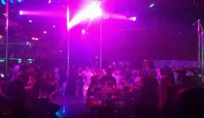 Festa clandestina encerrada em casa de swing na Barra da Tijuca, zona oeste do Rio