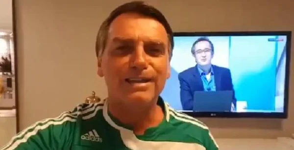 “Parabéns à grande torcida palmeirense de todo Brasil”, diz Bolsonaro