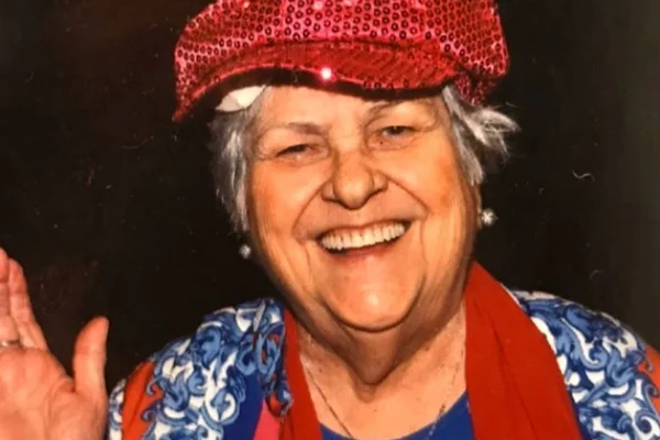 Corpo de Hilda Rebello, mãe de Jorge Fernando, será cremado
