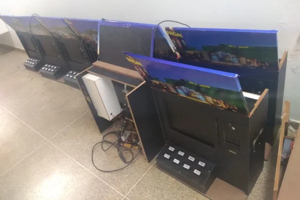 PM fecha casa de jogos de azar que funcionava em apartamento no DF