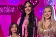 Deolane Bezerra, Dayanne Bezerra e Valentina, filha caçula de Deolane